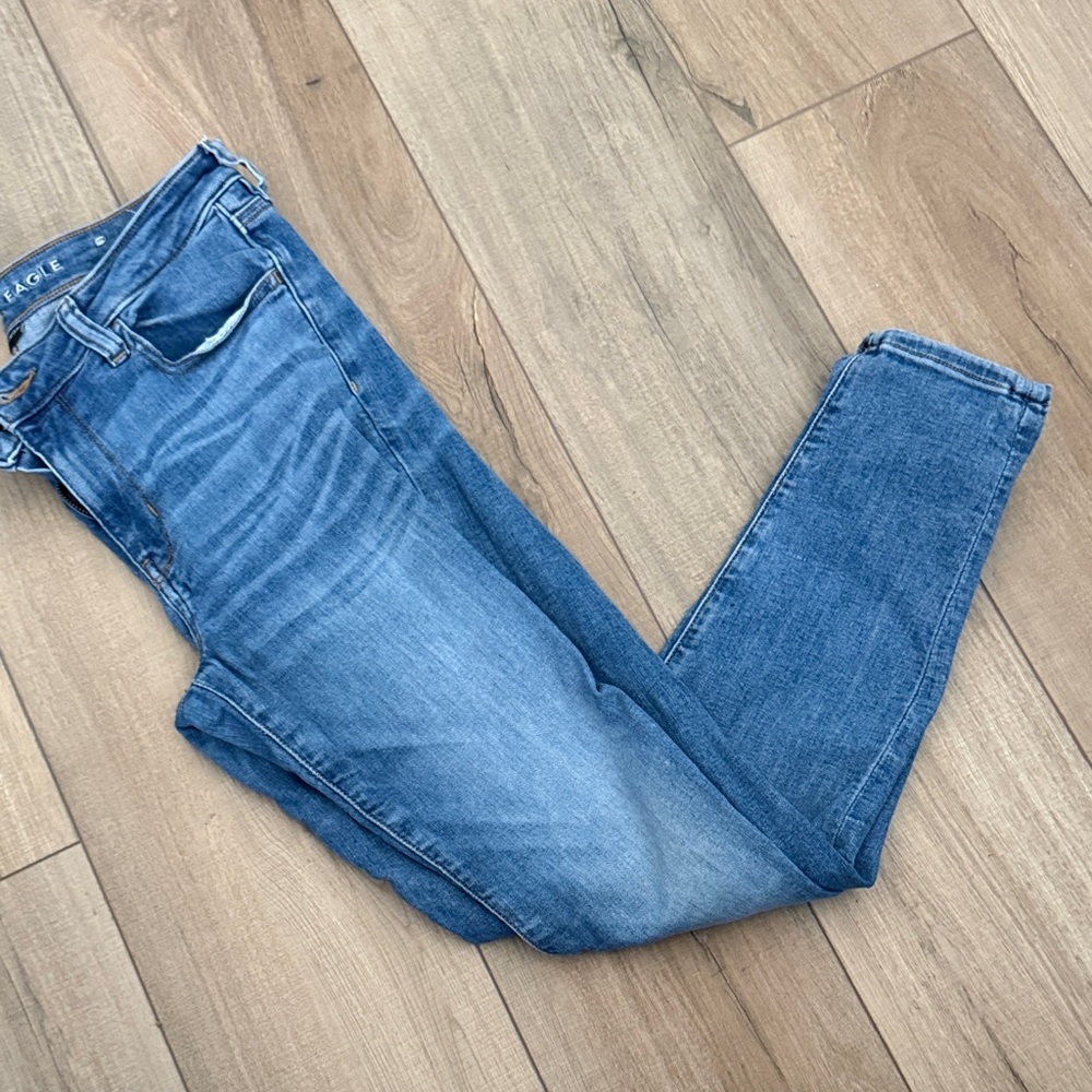 American Eagle Outfitters Women's Next Level Stretch Skinny Jeans - Medium Blue